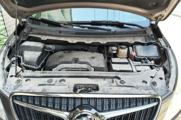 Used Buick GL8 2017 25S Comfort Version China V Standard Engine Bay
