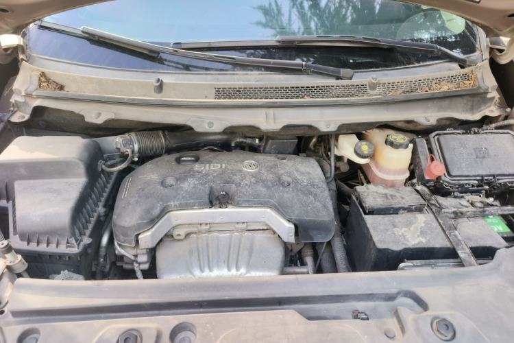 Used Buick GL8 2017 25S Comfort Version China V Standard Engine Bay