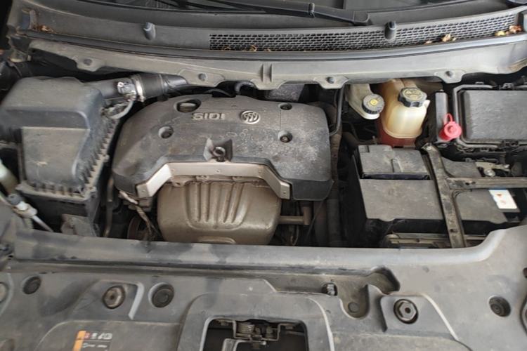 Used Buick GL8 2017 25S Luxury Version China V Standard Engine Bay