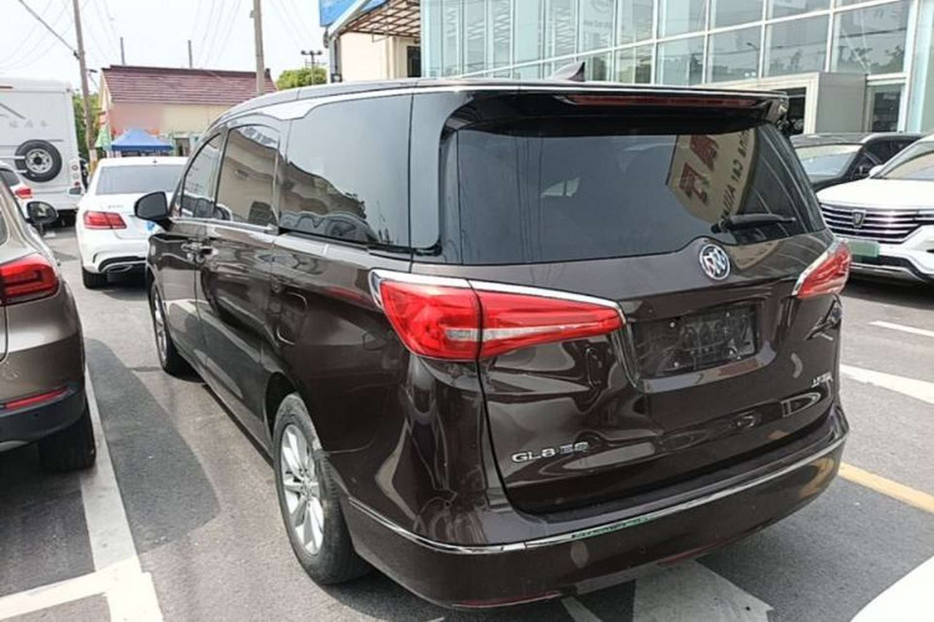 Used Buick GL8 2017 ES 28T Premium Version China V Standard Exterior 2
