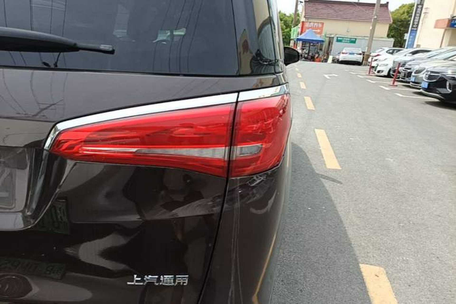 Used Buick GL8 2017 ES 28T Premium Version China V Standard Exterior 3