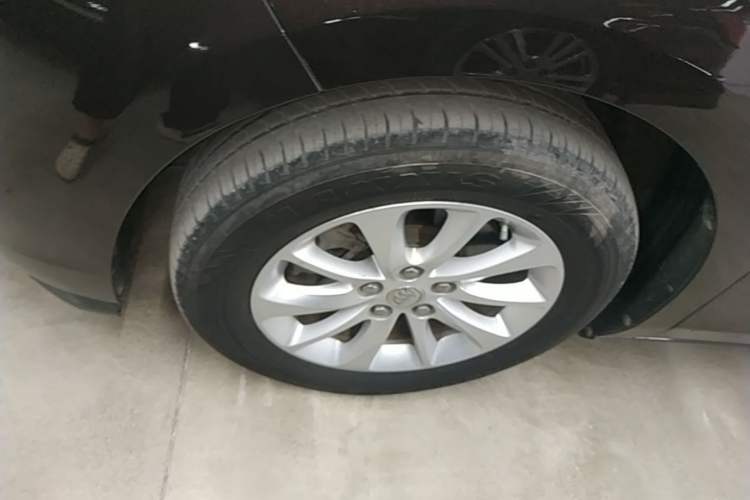 Used Buick GL8 2017 ES 28T Premium Version China V Standard Exterior 4