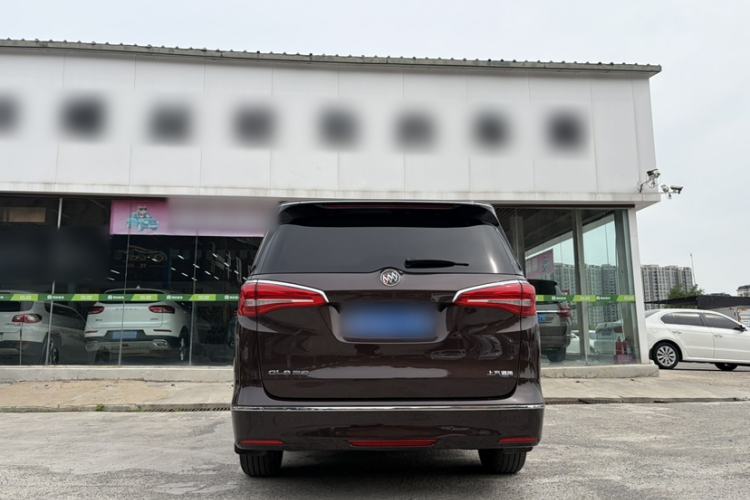 Used Buick GL8 2017 ES 28T Flagship Model China V Standard Exterior 4