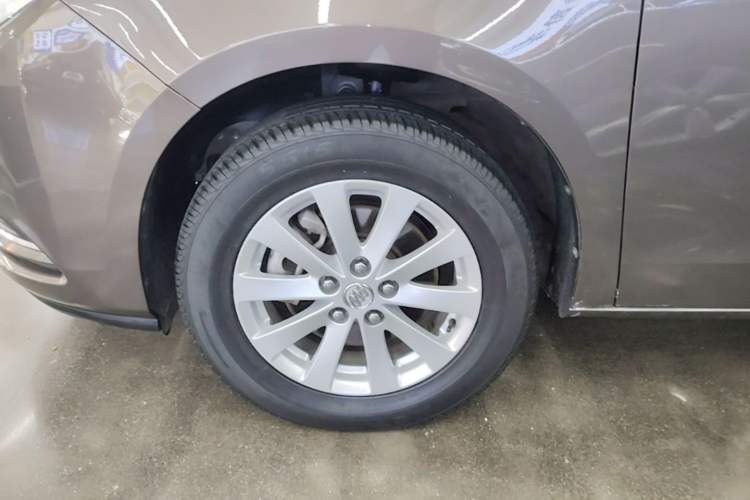 Used Buick GL8 2017 25S Comfort Version China V Standard Exterior 4