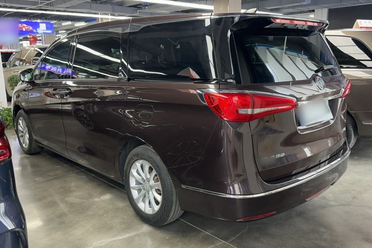 Used Buick GL8 2017 ES 28T Premium Version China V Standard Exterior 5