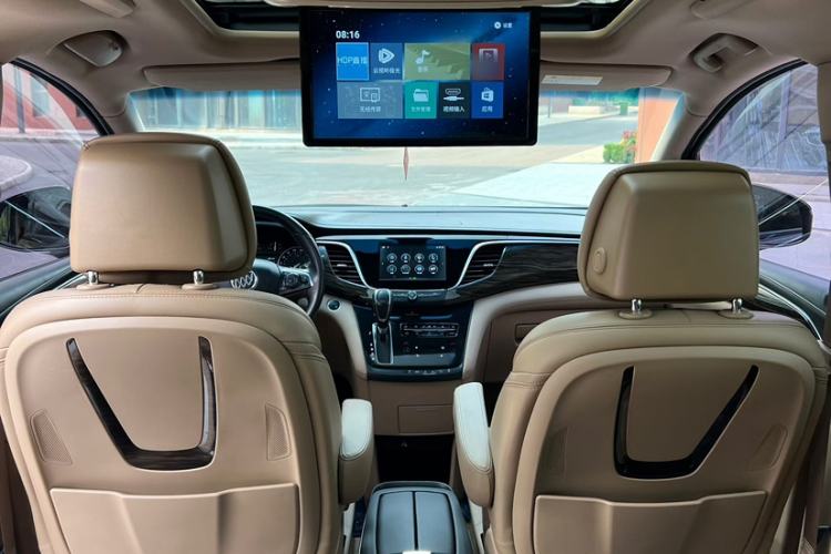 Used Buick GL8 2017 ES 28T Luxury Model China V Standard Exterior 6