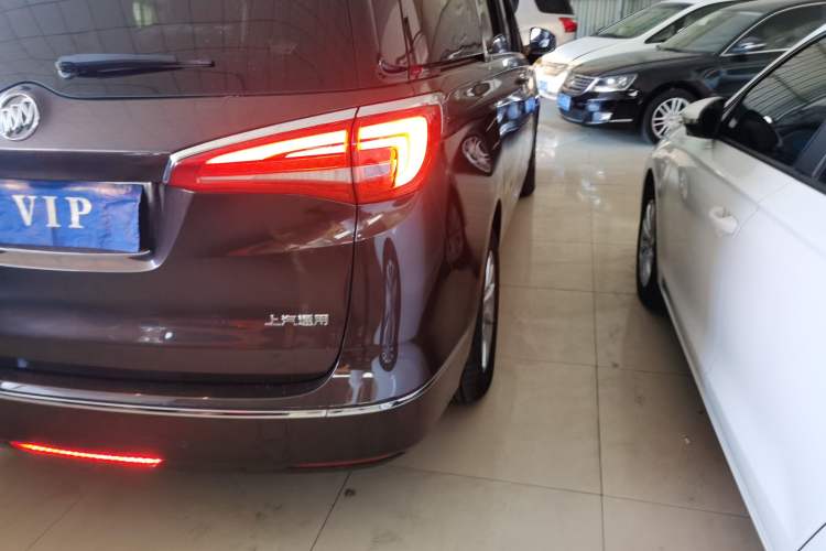 Used Buick GL8 2017 ES 28T Comfort Model China V Standard Exterior 6