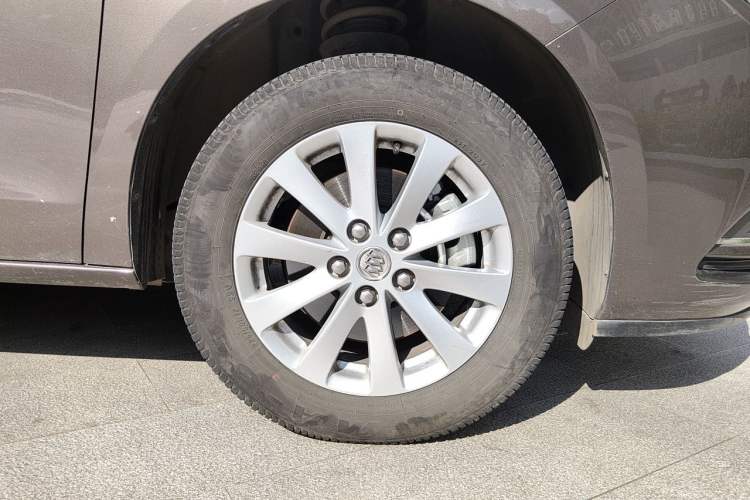 Used Buick GL8 2017 25S Comfort Version China V Standard Exterior 7