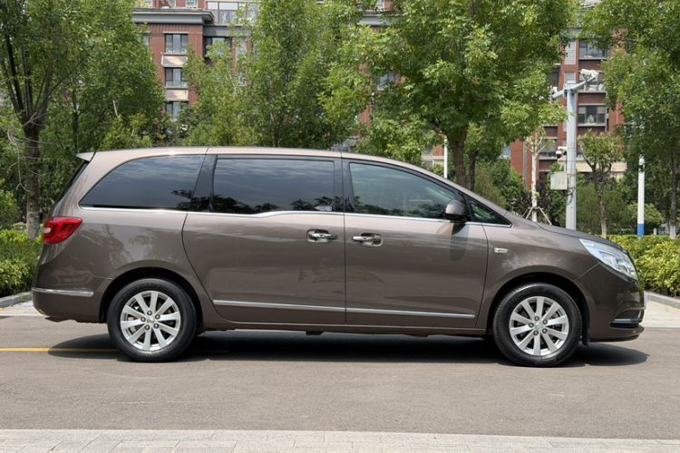 Used Buick GL8 2017 25S Prestige Version China V Standard Exterior 8