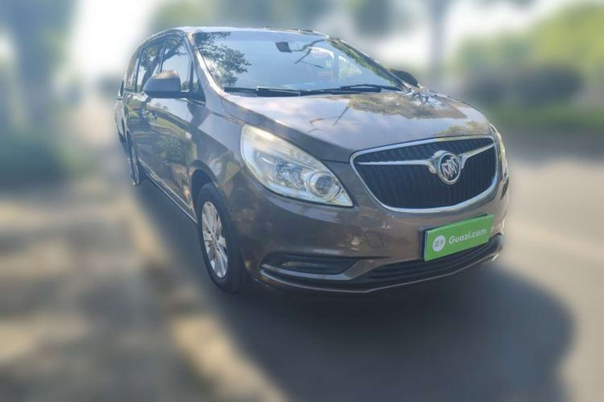 Used Buick GL8 2017 25S Prestige Version China V Standard Front Right 45 Deg