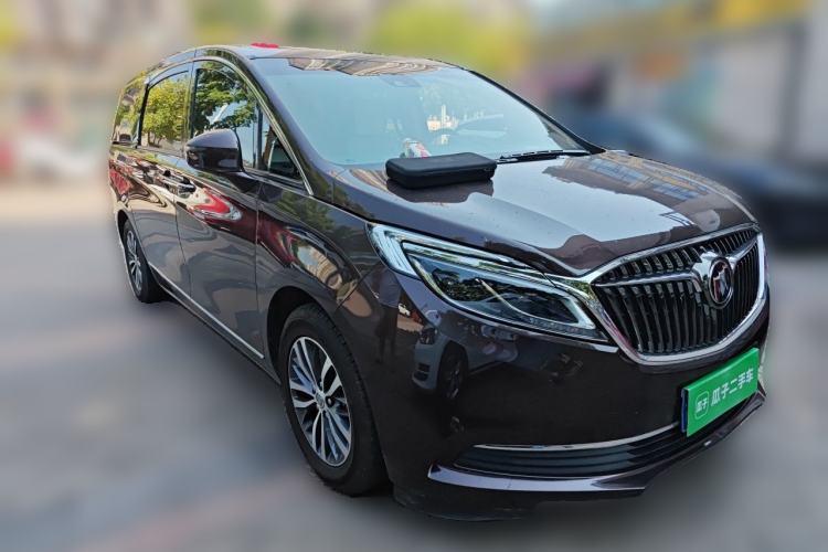 Used Buick GL8 2017 ES 28T Flagship Model China V Standard Front Right 45 Deg