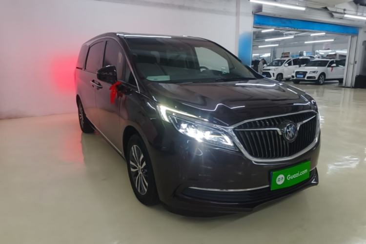 Used Buick GL8 2017 ES 28T Flagship Model China V Standard Front Right 45 Deg