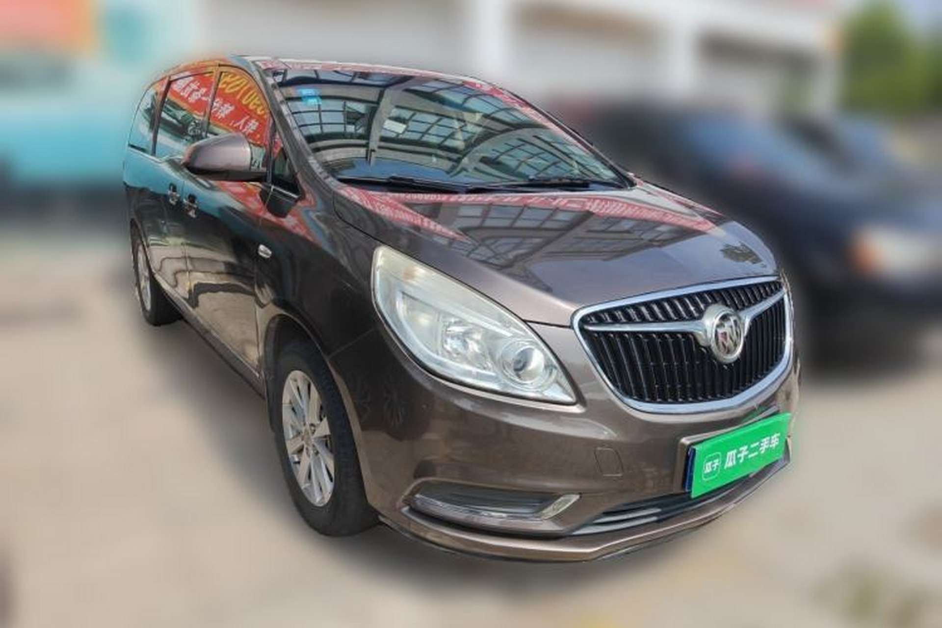 Used Buick GL8 2017 25S Luxury Version China V Standard Front Right 45 Deg