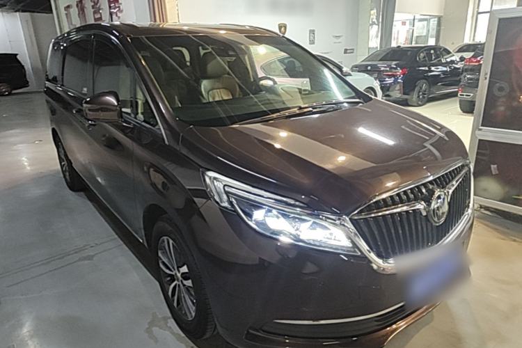 Used Buick GL8 2017 ES 28T Flagship Model China V Standard Front Right 45 Deg