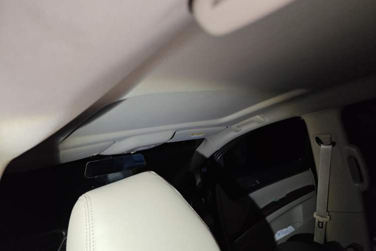 Used Buick GL8 2017 25S Comfort Version China V Standard Headliner