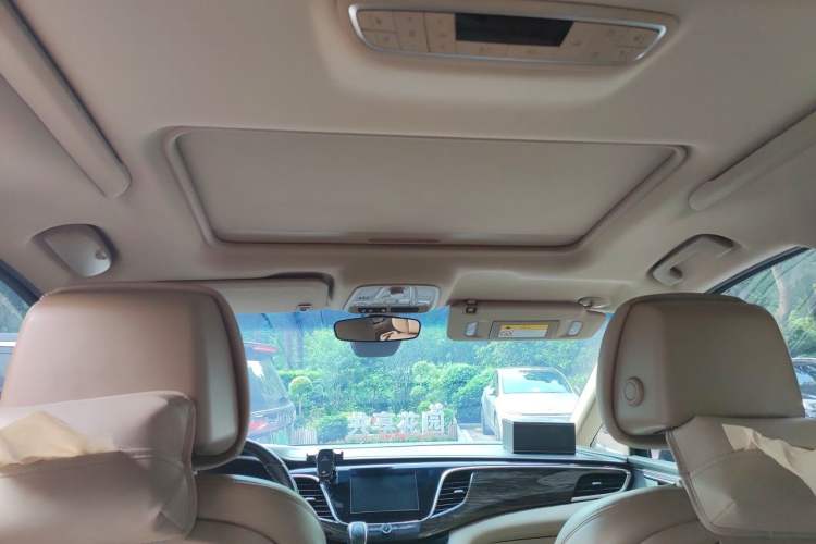Used Buick GL8 2017 ES 28T Luxury Model China V Standard Headliner