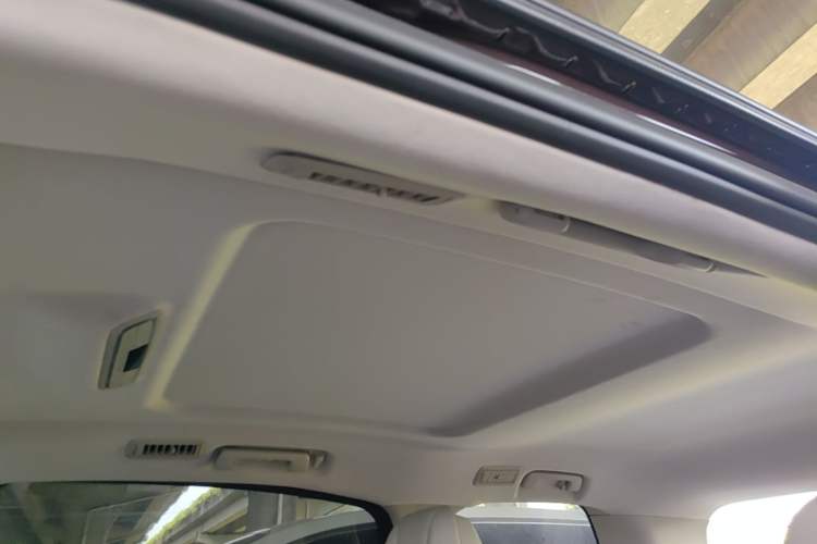 Used Buick GL8 2017 ES 28T Comfort Model China V Standard Headliner