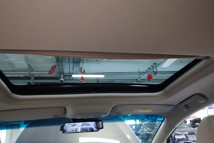 Used Buick GL8 2017 25S Prestige Version China V Standard Headliner