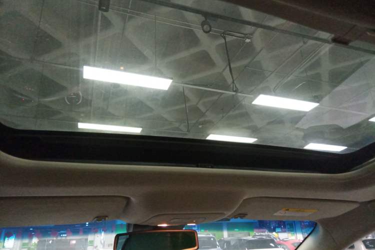 Used Buick GL8 2017 25S Luxury Version China V Standard Headliner