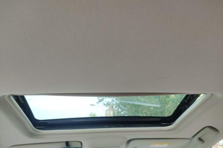 Used Buick GL8 2017 25S Luxury Version China V Standard Headliner