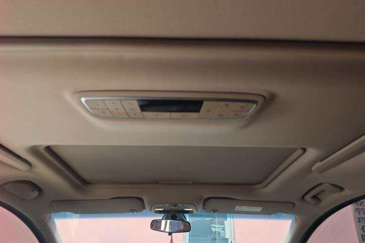 Used Buick GL8 2017 ES 28T Luxury Model China V Standard Headliner