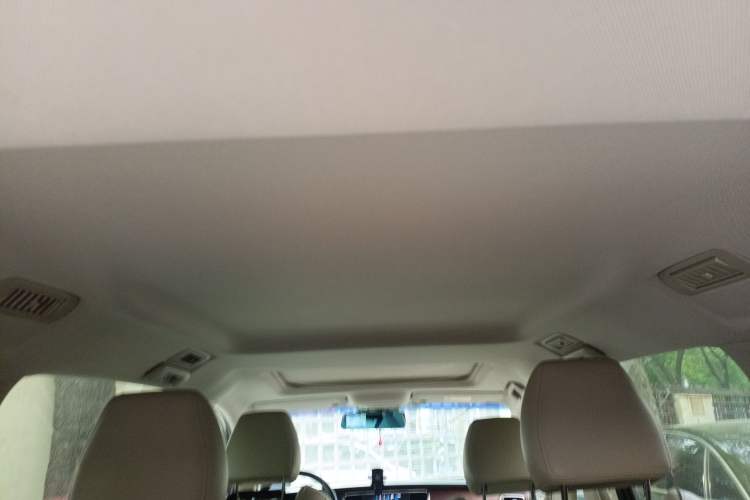 Used Buick GL8 2017 25S Luxury Version China V Standard Headliner