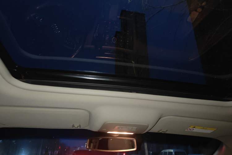 Used Buick GL8 2017 25S Luxury Version China V Standard Headliner