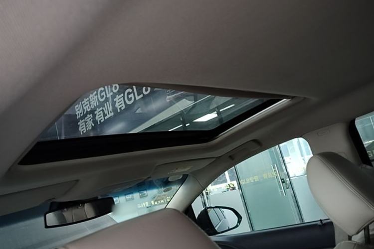 Used Buick GL8 2017 25S Prestige Version China V Standard Headliner