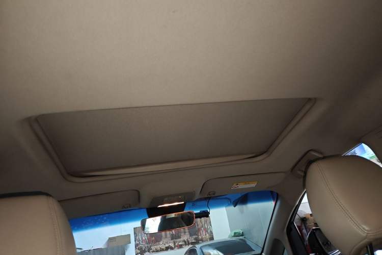 Used Buick GL8 2017 25S Luxury Version China V Standard Headliner