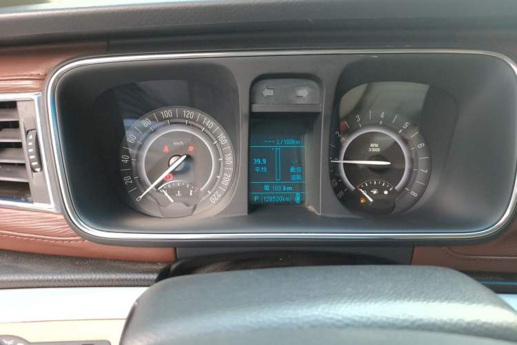 Used Buick GL8 2017 25S Luxury Version China V Standard Instrument Cluster