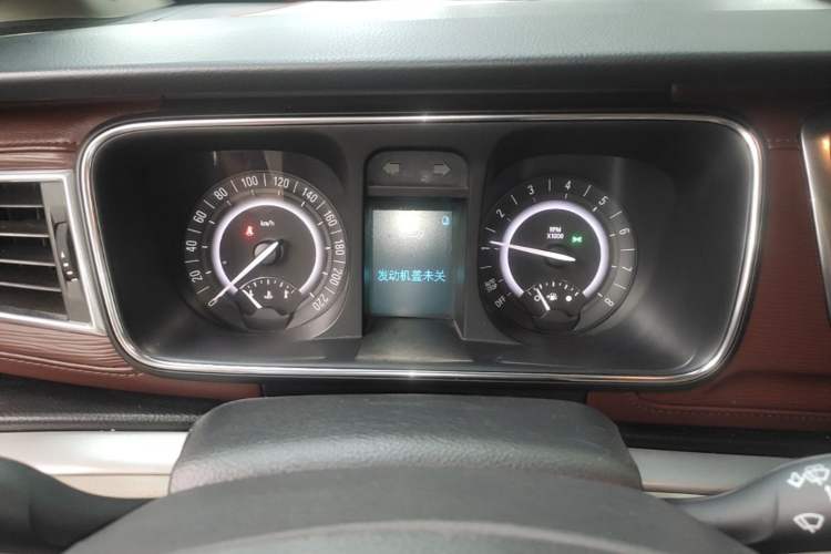 Used Buick GL8 2017 25S Luxury Version China V Standard Instrument Cluster