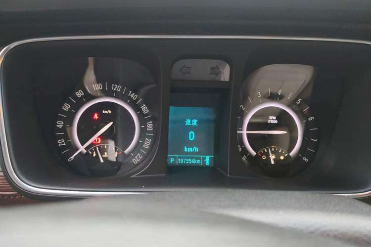 Used Buick GL8 2017 25S Luxury Version China V Standard Instrument Cluster