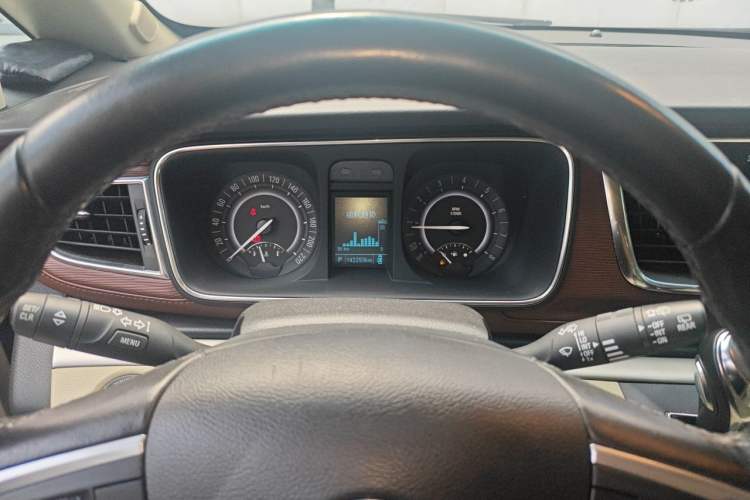 Used Buick GL8 2017 25S Luxury Version China V Standard Instrument Cluster