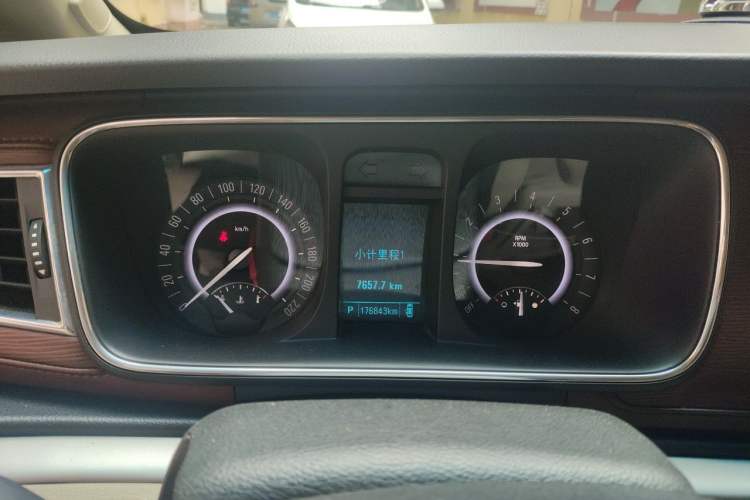 Used Buick GL8 2017 25S Luxury Version China V Standard Instrument Cluster
