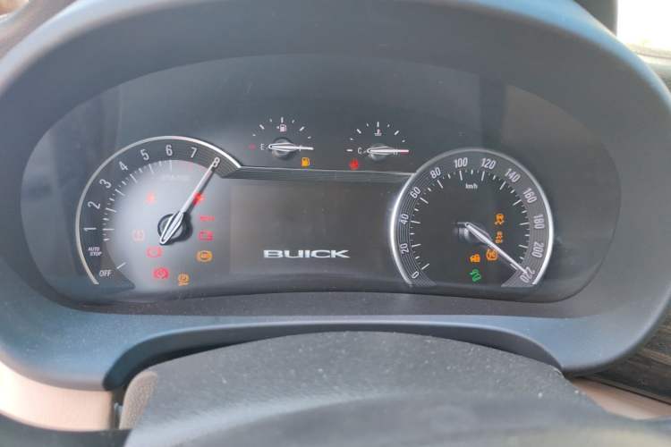 Used Buick GL8 2017 ES 28T Luxury Model China V Standard Instrument Cluster