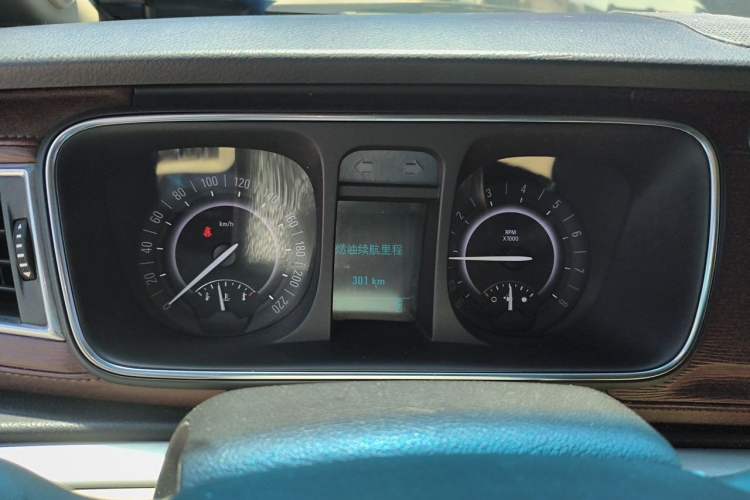 Used Buick GL8 2017 25S Prestige Version China V Standard Instrument Cluster