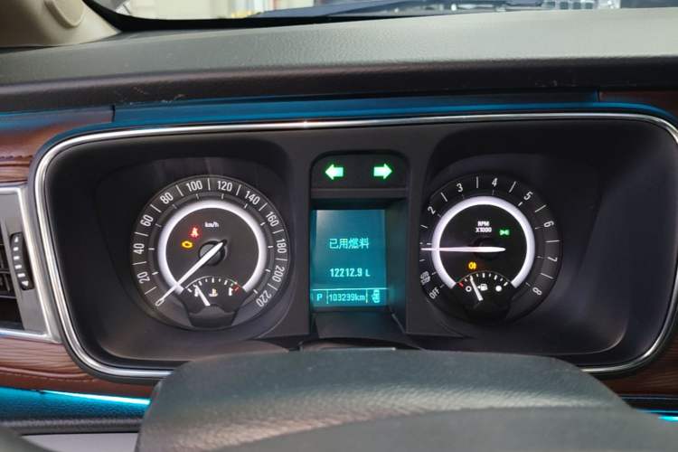 Used Buick GL8 2017 25S Prestige Version China V Standard Instrument Cluster