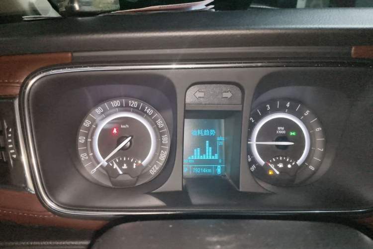 Used Buick GL8 2017 25S Comfort Version China V Standard Instrument Cluster