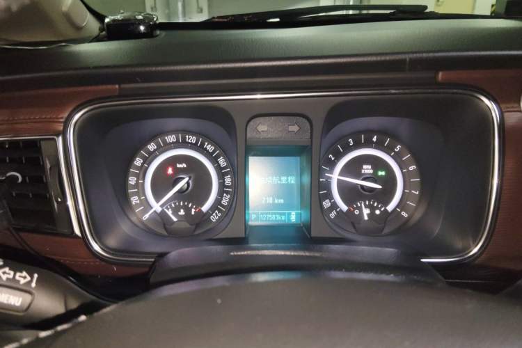 Used Buick GL8 2017 25S Luxury Version China V Standard Instrument Cluster