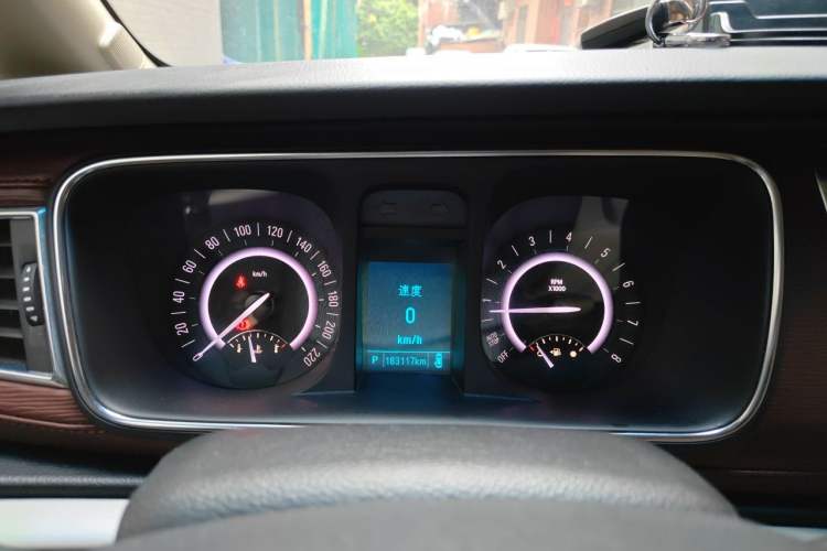 Used Buick GL8 2017 25S Luxury Version China V Standard Instrument Cluster