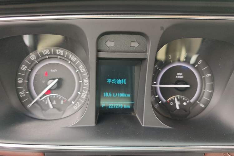 Used Buick GL8 2017 25S Comfort Version China V Standard Instrument Cluster