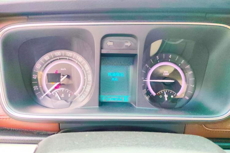 Used Buick GL8 2017 25S Comfort Version China V Standard Instrument Cluster
