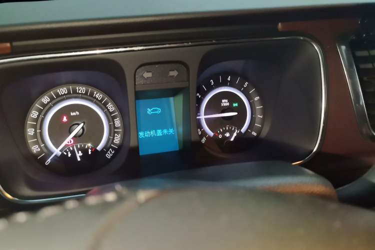 Used Buick GL8 2017 25S Luxury Version China V Standard Instrument Cluster