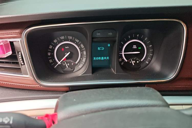 Used Buick GL8 2017 25S Comfort Version China V Standard Instrument Cluster