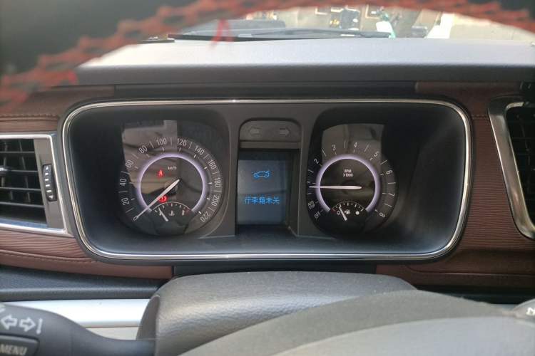 Used Buick GL8 2017 25S Luxury Version China V Standard Instrument Cluster