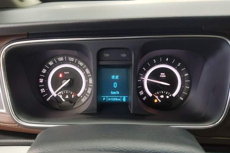 Used Buick GL8 2017 25S Comfort Version China V Standard Instrument Cluster
