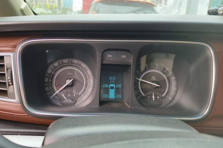 Used Buick GL8 2017 25S Luxury Version China V Standard Instrument Cluster