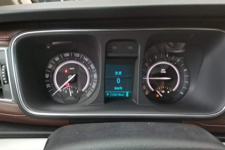 Used Buick GL8 2017 25S Luxury Version China V Standard Instrument Cluster