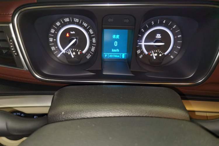 Used Buick GL8 2017 25S Prestige Version China V Standard Instrument Cluster