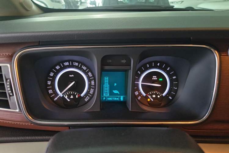 Used Buick GL8 2017 25S Luxury Version China V Standard Instrument Cluster